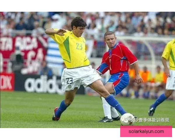 卡卡世界杯表现值得关注，状态饱满助力巴西队竞争力增强。