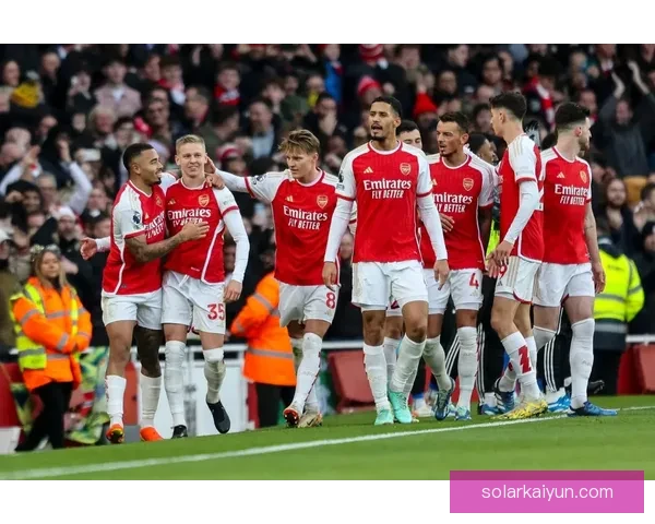 阿切尔比持续展现卓越稳定性，帮助球队稳固防线表现亮眼